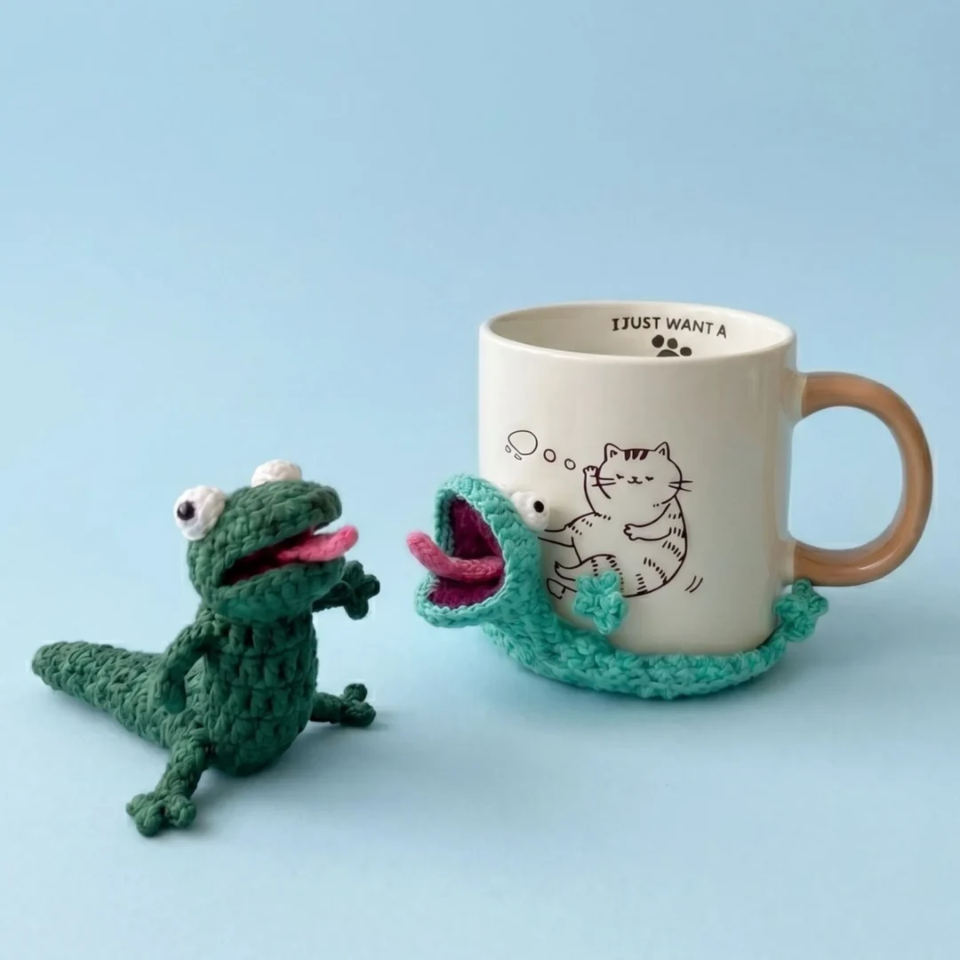 2in1 Funny Meme Lizard Crochet Pattern